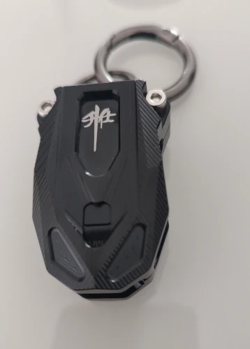 Protetor para chave Zontes com design robusto que protege contra quedas e impactos