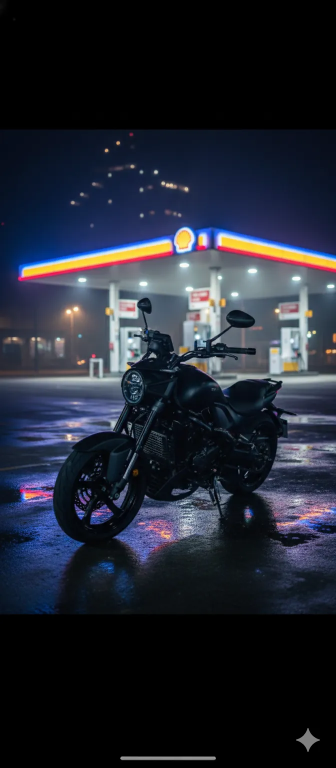 Imagem moto Zontes S350 no posto de gasolina Shell à noite